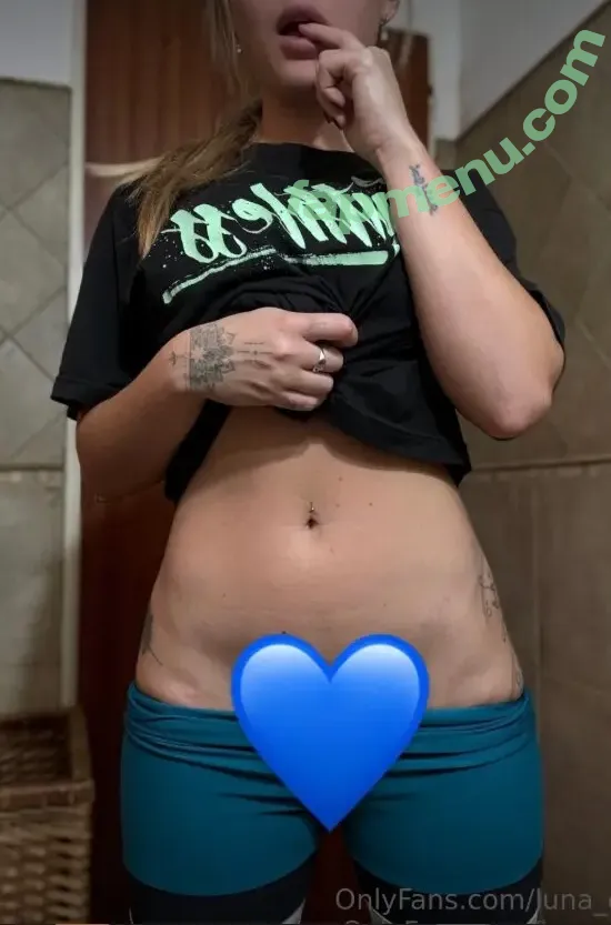 Foxy.ashley nude photo #0113 (abrilfrino / foxy_ashlee / luna_en_leo)