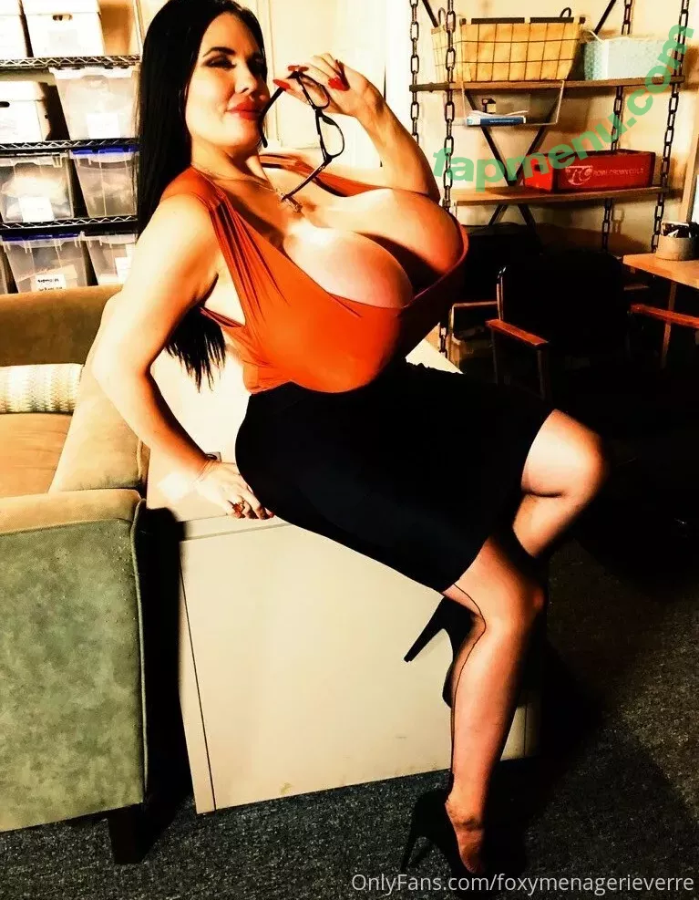 foxymenagerieverre nude photo #0012 (foxy_menagerie)
