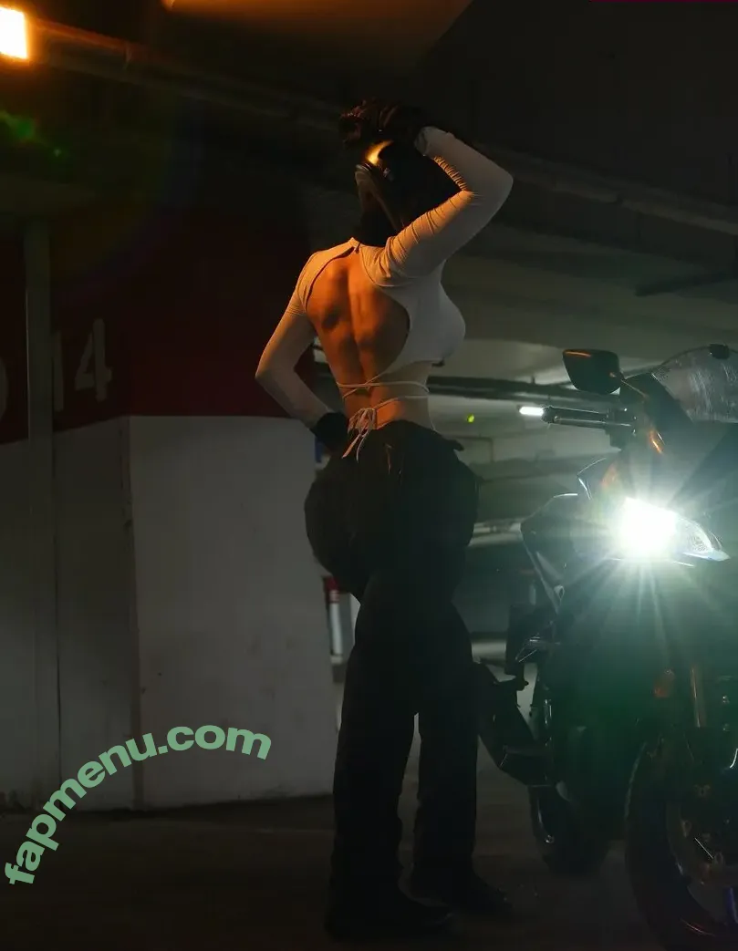 fraaoula nude photo #0487 (Naz / __fraoula / fraoula__)