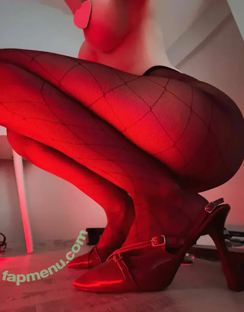 fraaoula nude photo #0501 (Naz / __fraoula / fraoula__)