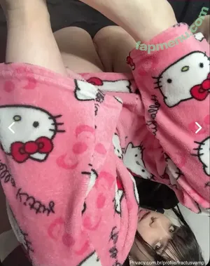 nude photo #0002