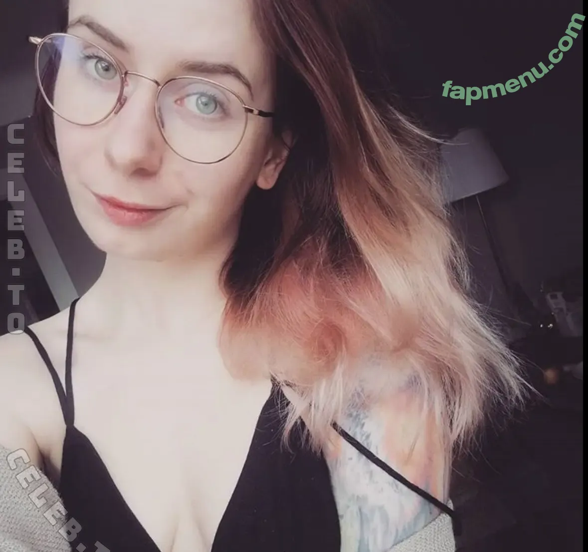 FraeuleinChaos nude photo #0037 (SinaBormuellerFotodesign / frlnchaos)