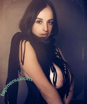 Francesca Amiseri / francesca.a93 nude photo #0024