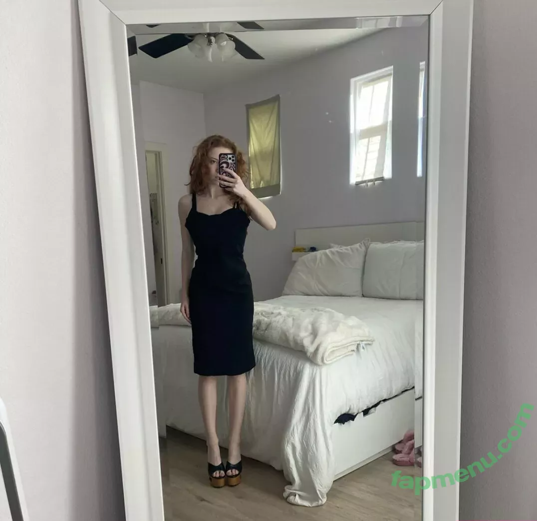 Francesca Capaldi nude photo #0145 (francescacapaldi)