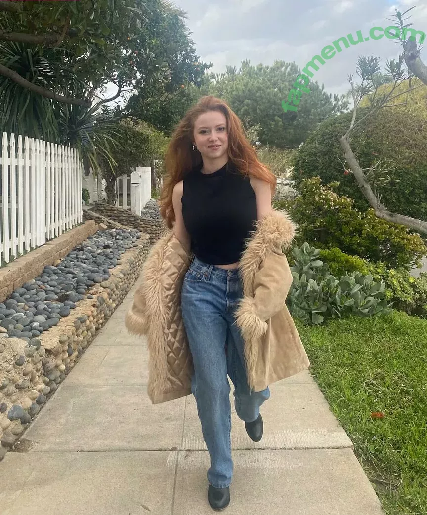 Francesca Capaldi nude photo #0203 (francescacapaldi)