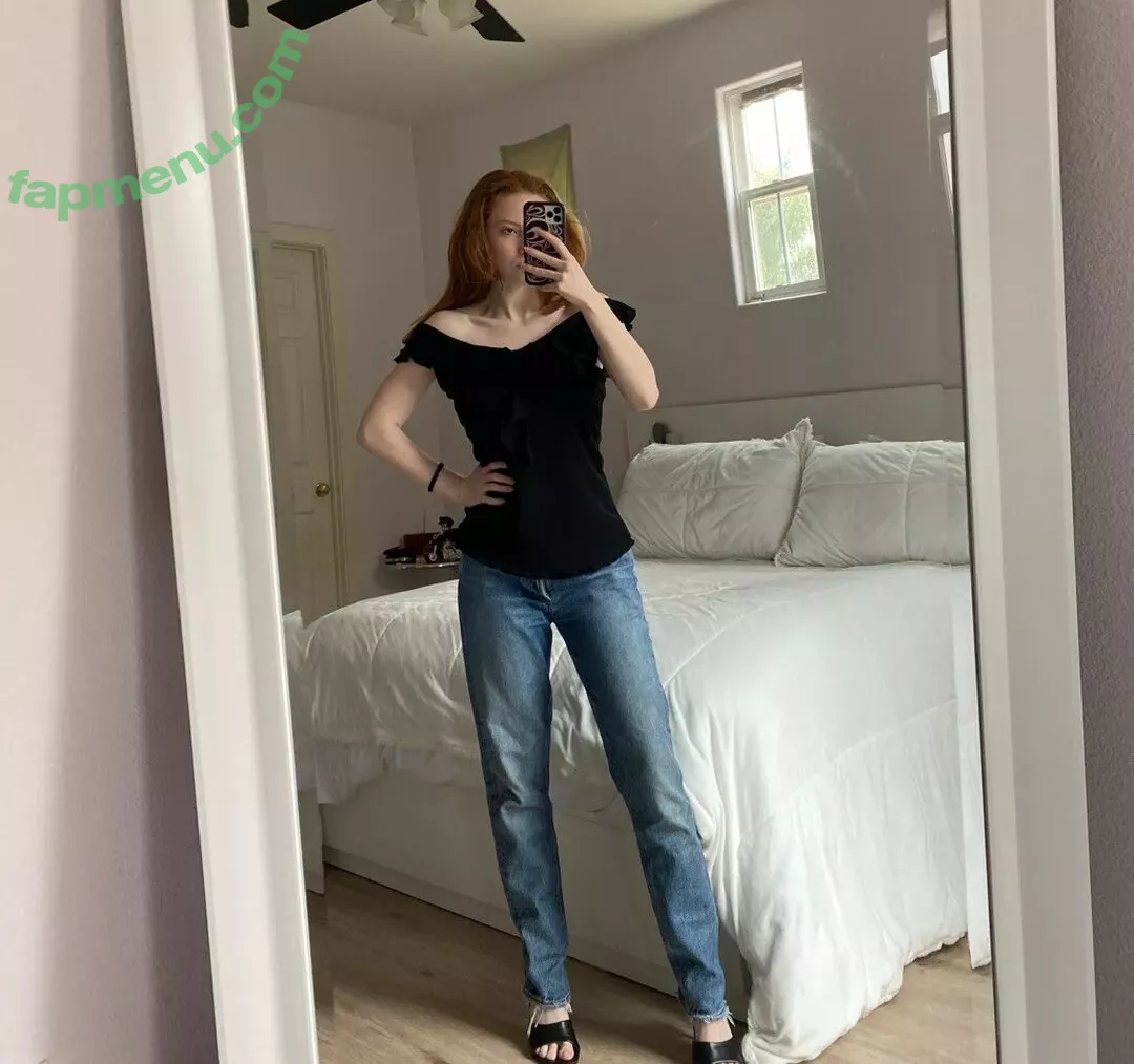 Francesca Capaldi nude photo #0236 (francescacapaldi)