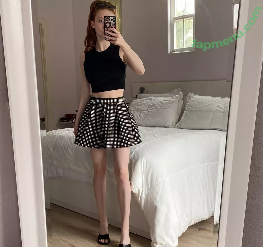 Francesca Capaldi nude photo #0245 (francescacapaldi)