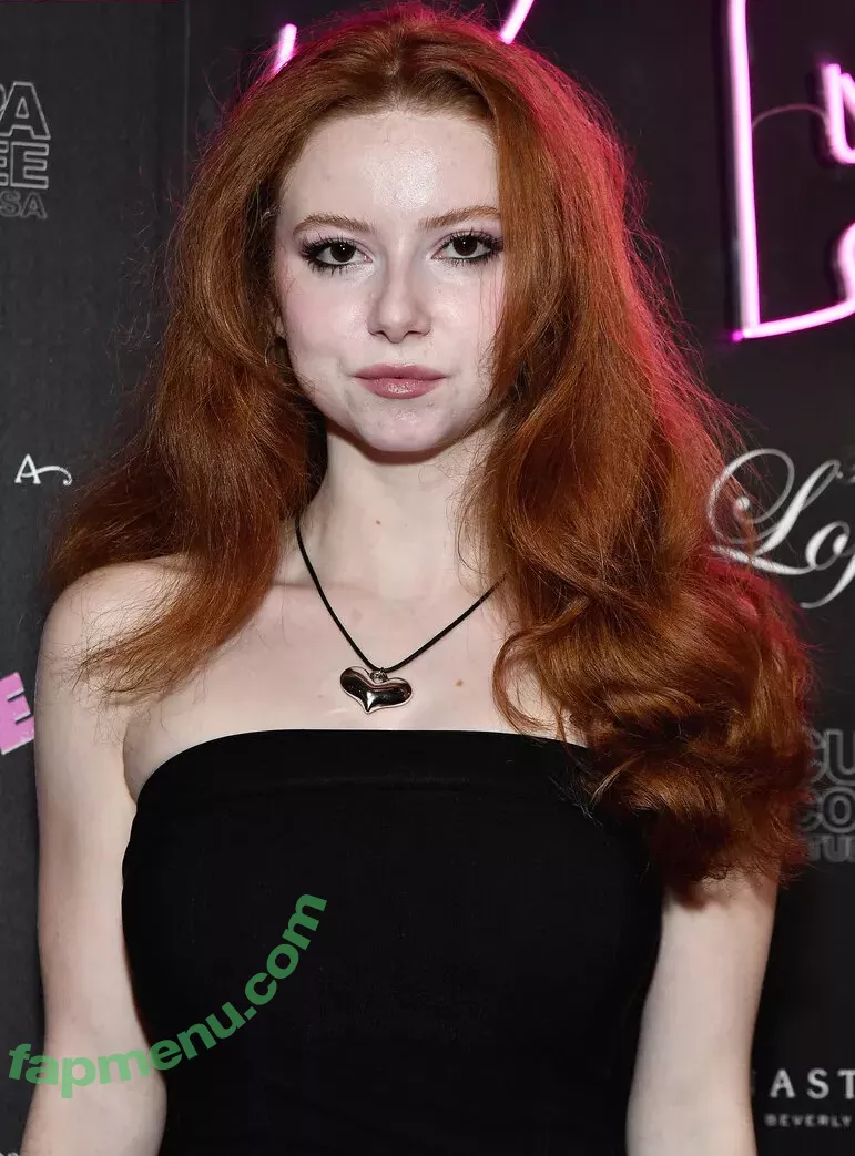 Francesca Capaldi nude photo #0283 (francescacapaldi)