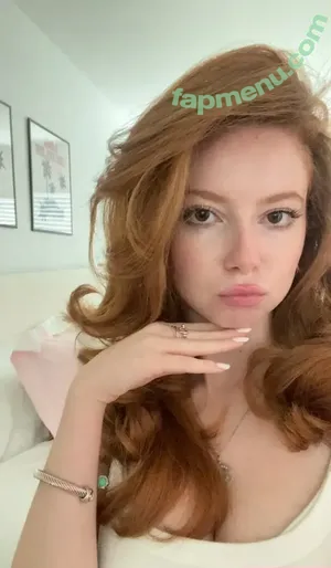 Francesca Capaldi / francescacapaldi nude photo #1152