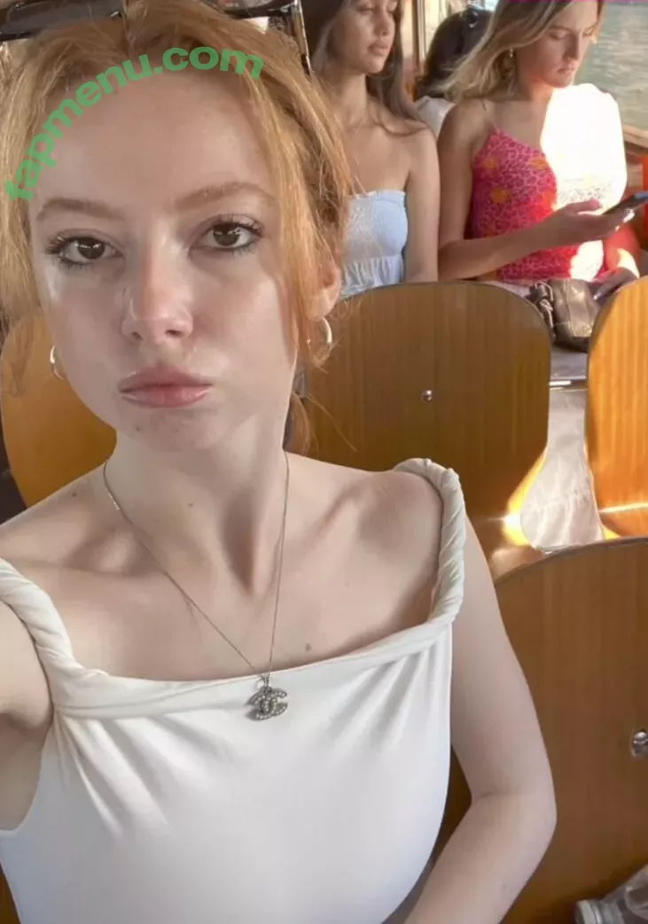 Francesca Capaldi nude photo #1001 (francescacapaldi)