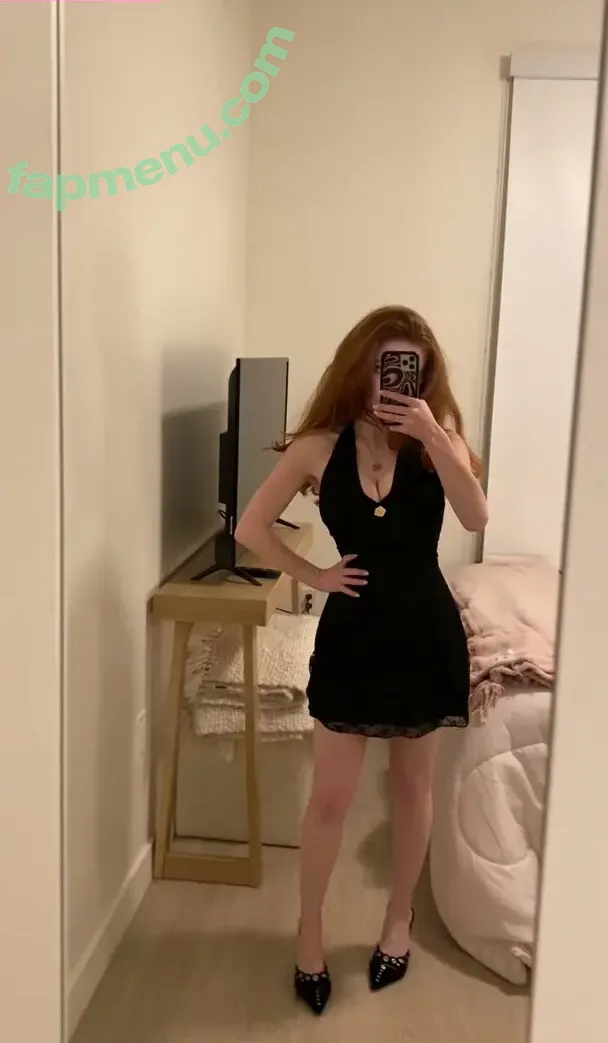 Francesca Capaldi nude photo #1019 (francescacapaldi)