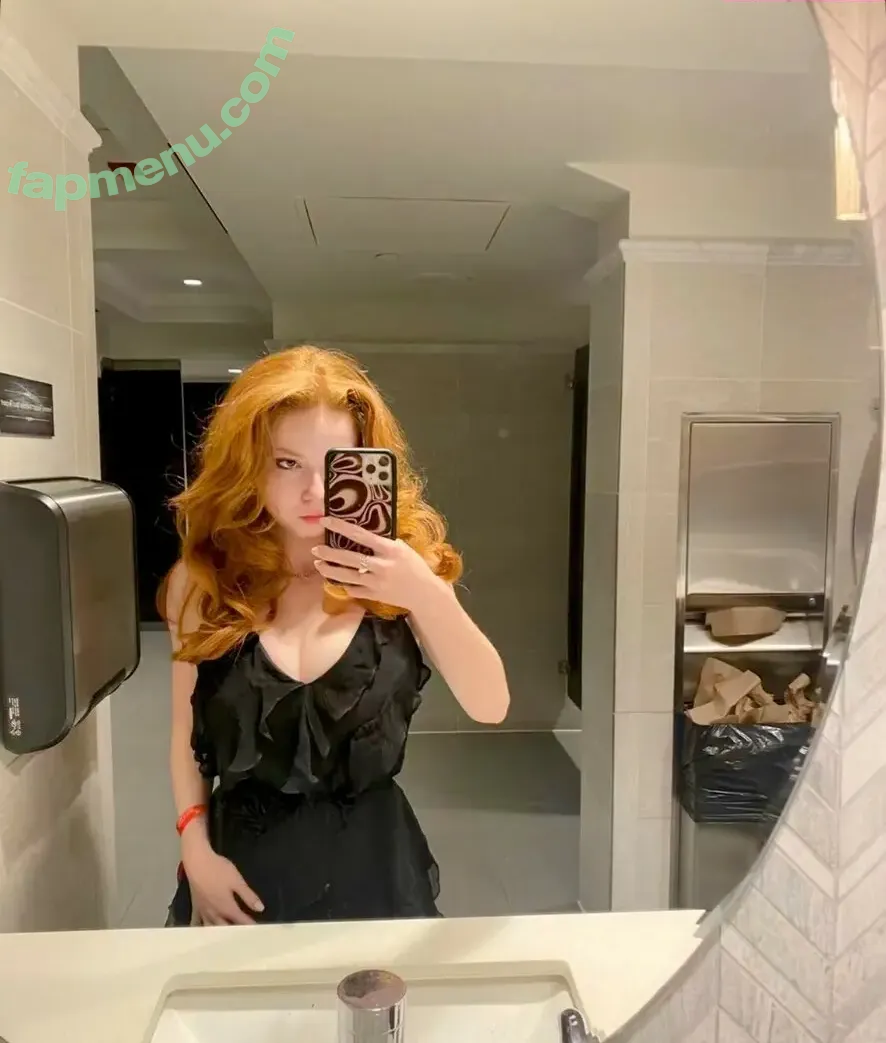 Francesca Capaldi nude photo #1054 (francescacapaldi)