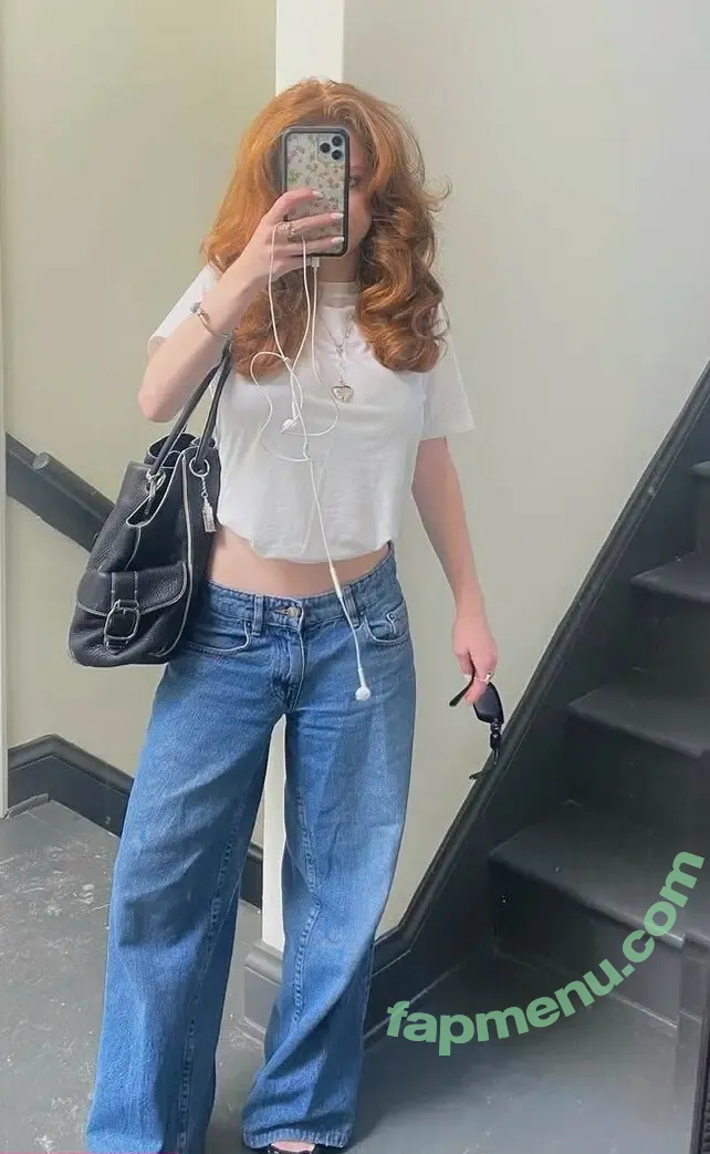 Francesca Capaldi nude photo #1110 (francescacapaldi)