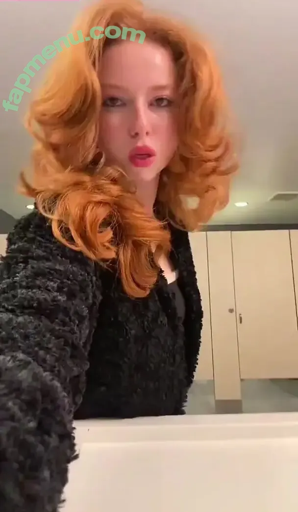 Francesca Capaldi nude photo #1136 (francescacapaldi)