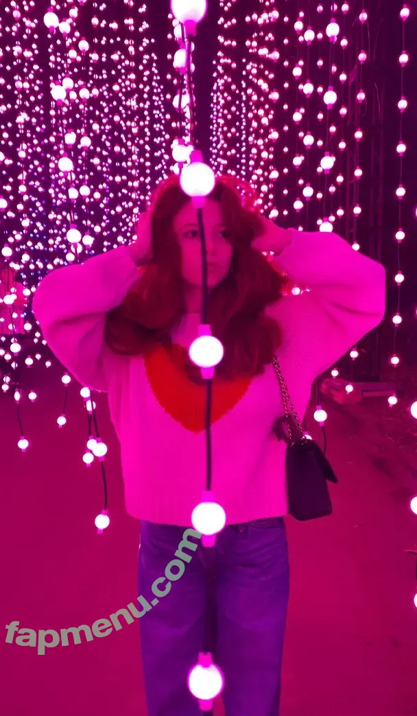 Francesca Capaldi nude photo #1148 (francescacapaldi)