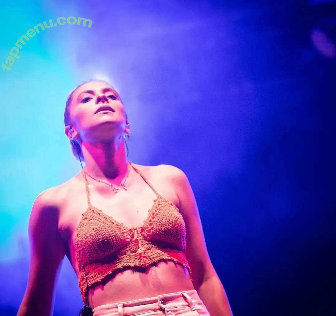 Francesca Michielin nude photo #0022 (francesca_michielin)