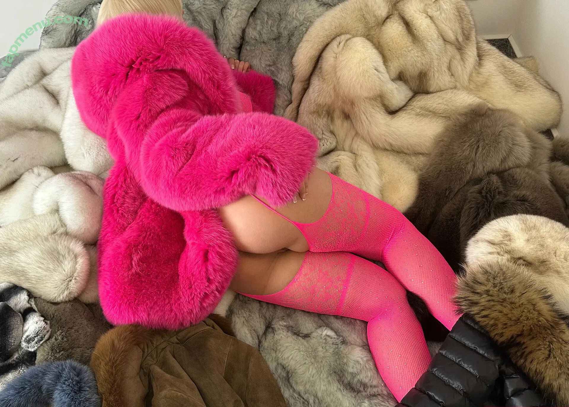 Francisandalessia nude photo #0012 (bluefox96_)