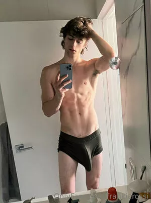 frankierossi / itsfrankierossi nude photo #0012