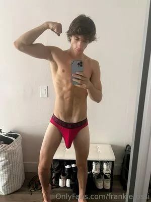 frankierossi / itsfrankierossi nude photo #0025