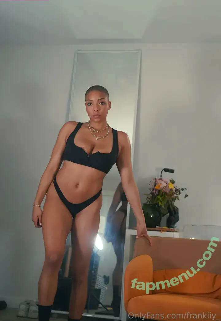Frankiiy nude photo #0378 (Frankiiy_ / no.frankiiy_)