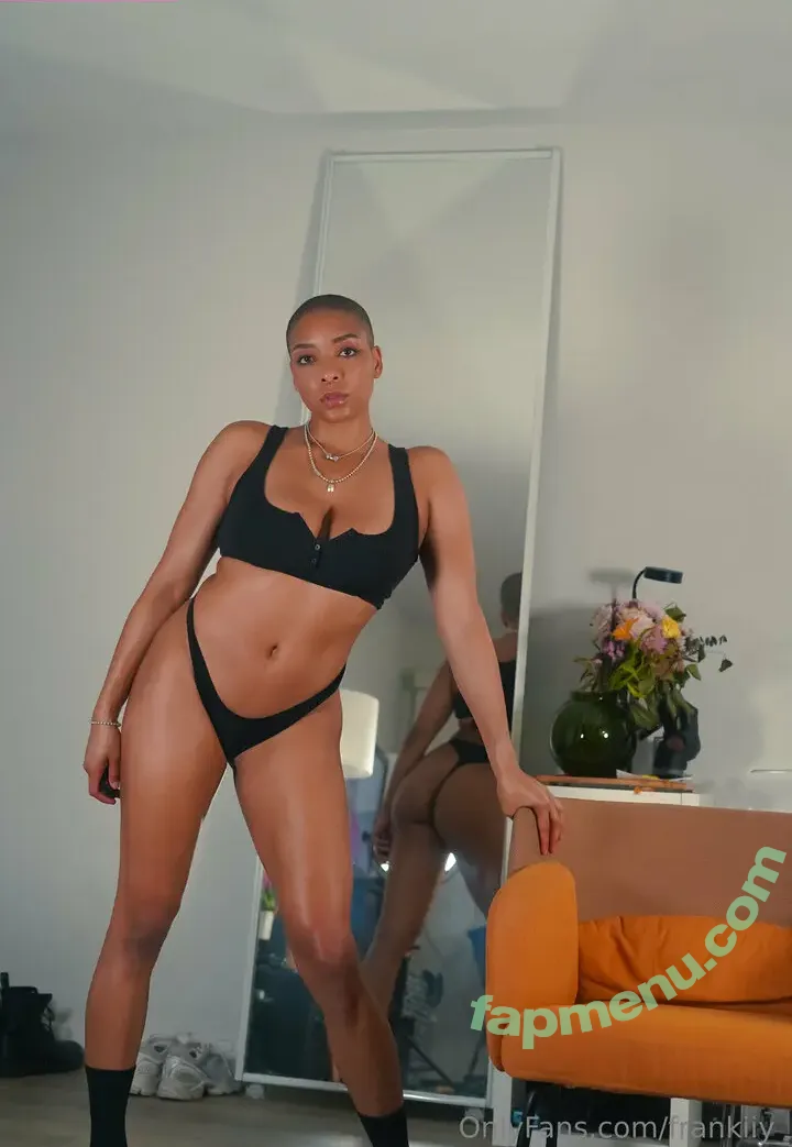 Frankiiy nude photo #0380 (Frankiiy_ / no.frankiiy_)