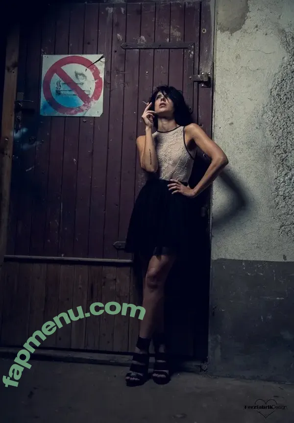 Franzi nude photo #0219 (franzitoyou / miss.fraenzis)