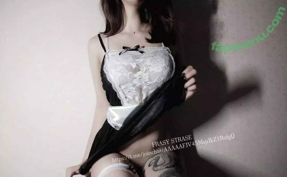 Frasy Strase nude photo #0135 (Oh_traisy / Ooohtraisy / TRAISY69 / thefray)