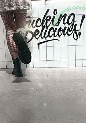  nude photo #0009