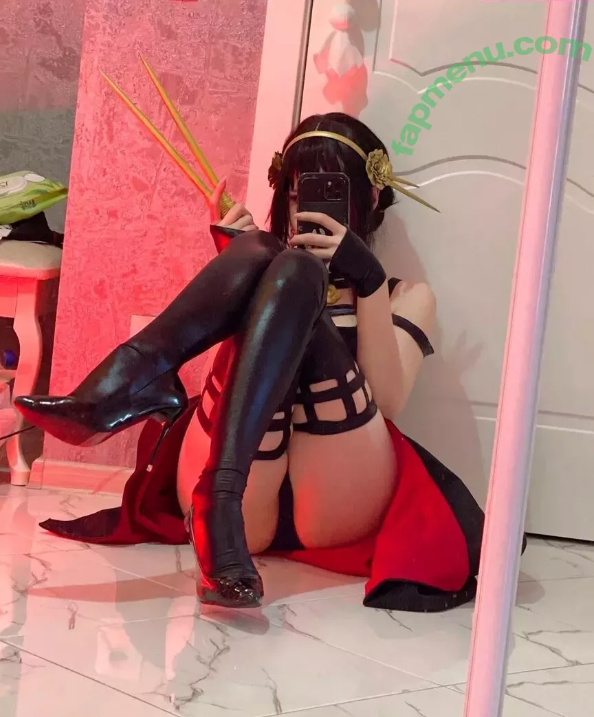 frauleinmilk nude photo #0107 (suisai.uwu / suisaiuwu)