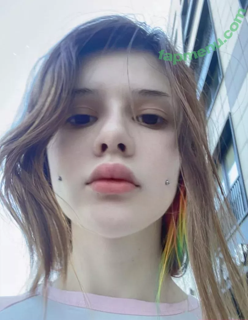 frauleinmilk nude photo #0117 (suisai.uwu / suisaiuwu)