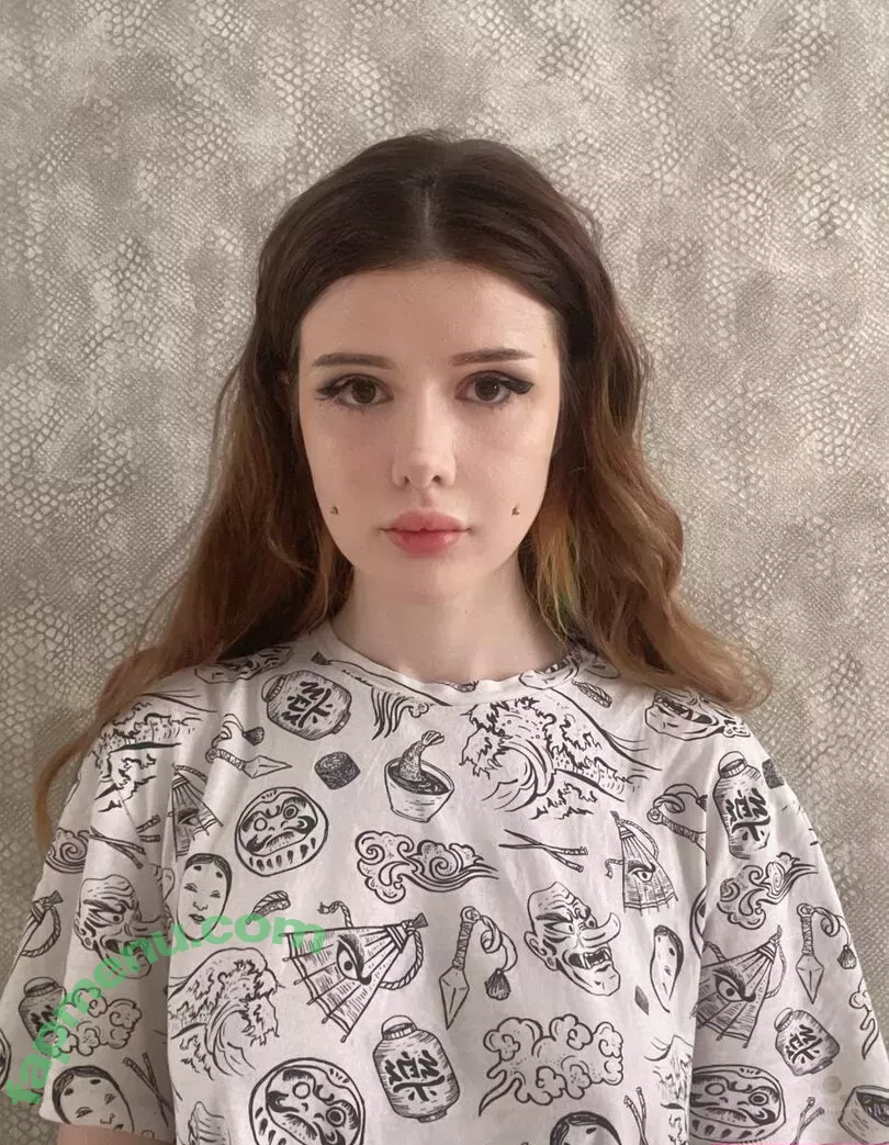 frauleinmilk nude photo #0136 (suisai.uwu / suisaiuwu)