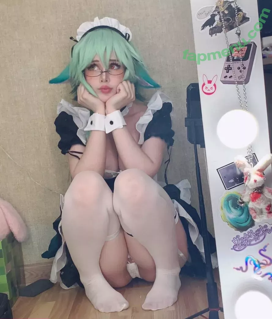 frauleinmilk nude photo #0140 (suisai.uwu / suisaiuwu)