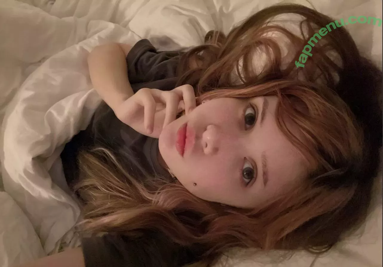 frauleinmilk nude photo #0219 (suisai.uwu / suisaiuwu)