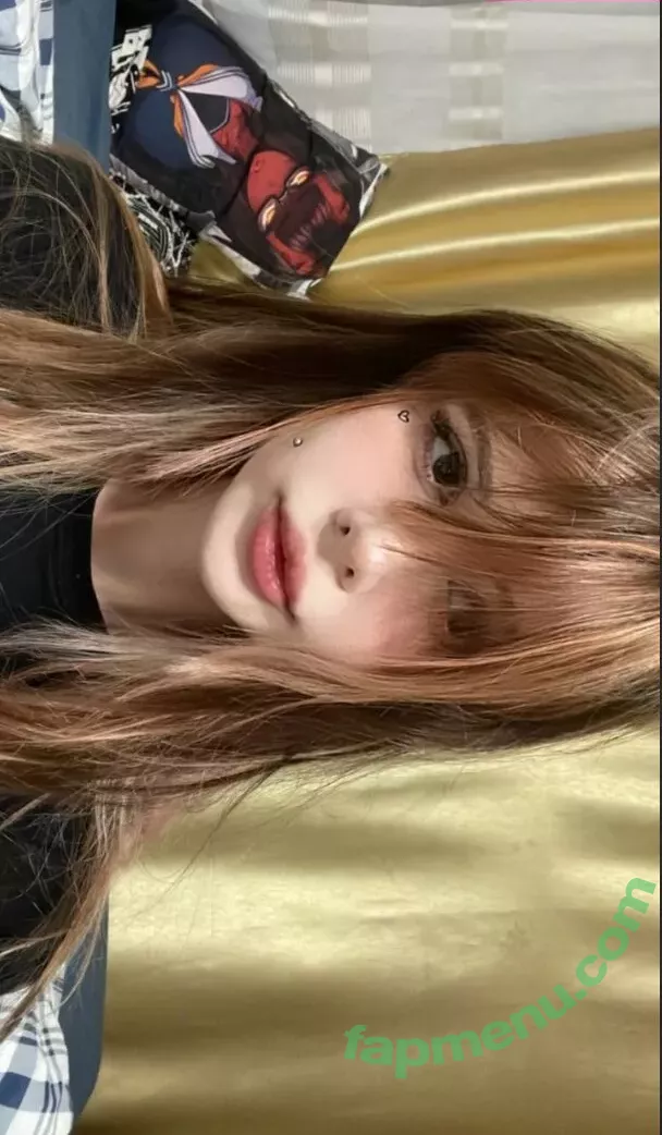 frauleinmilk nude photo #0229 (suisai.uwu / suisaiuwu)