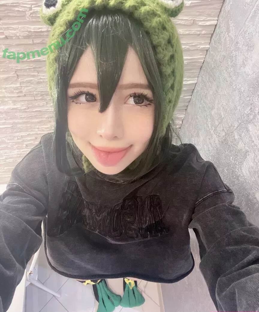 frauleinmilk nude photo #0241 (suisai.uwu / suisaiuwu)