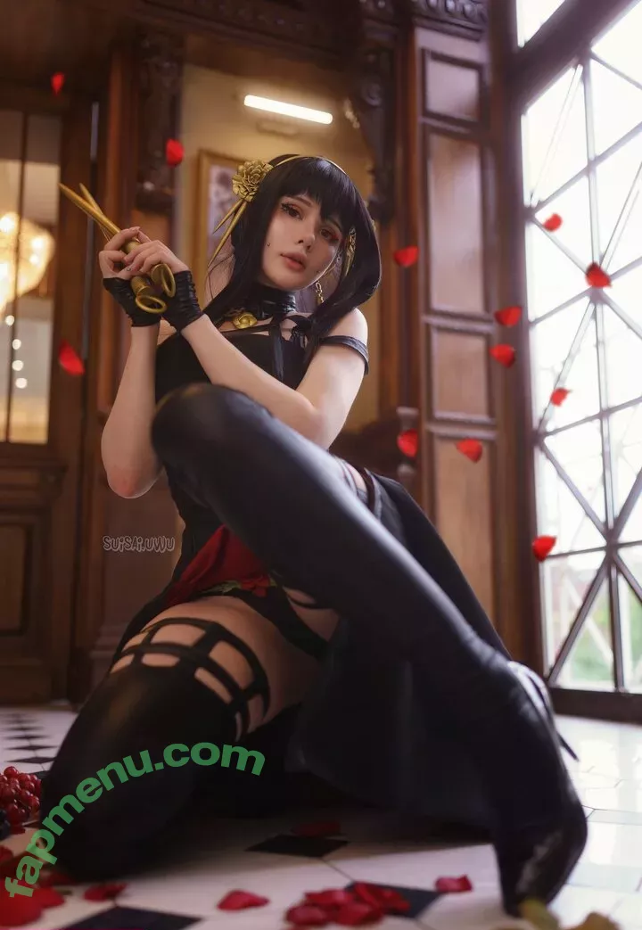 frauleinmilk nude photo #0299 (suisai.uwu / suisaiuwu)