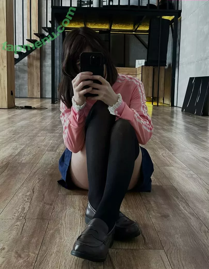 frauleinmilk nude photo #0390 (suisai.uwu / suisaiuwu)