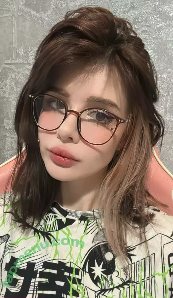 frauleinmilk nude photo #0405 (suisai.uwu / suisaiuwu)