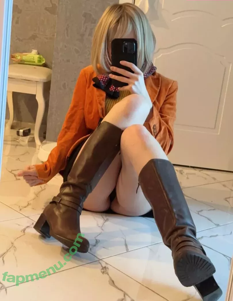 frauleinmilk nude photo #0414 (suisai.uwu / suisaiuwu)