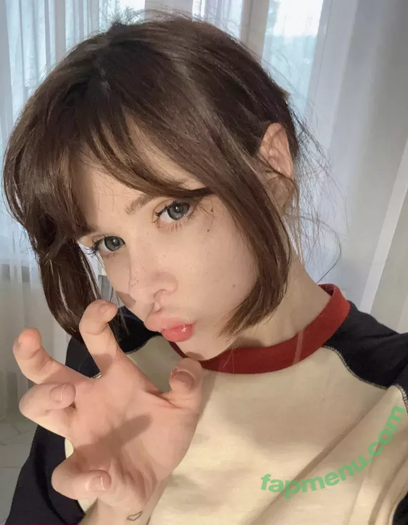 frauleinmilk nude photo #0459 (suisai.uwu / suisaiuwu)