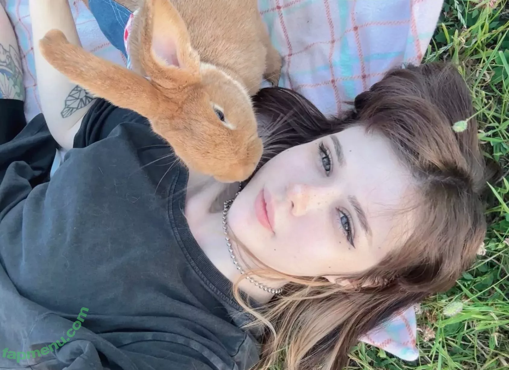 frauleinmilk nude photo #0495 (suisai.uwu / suisaiuwu)