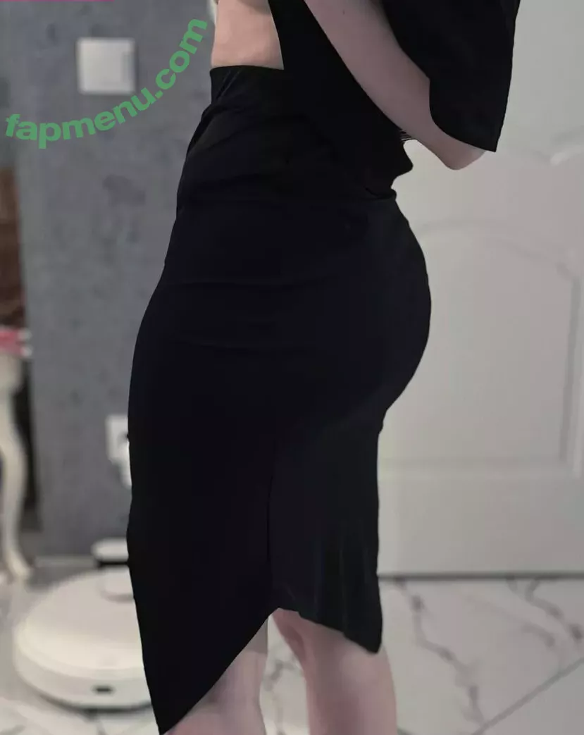 frauleinmilk nude photo #0527 (suisai.uwu / suisaiuwu)