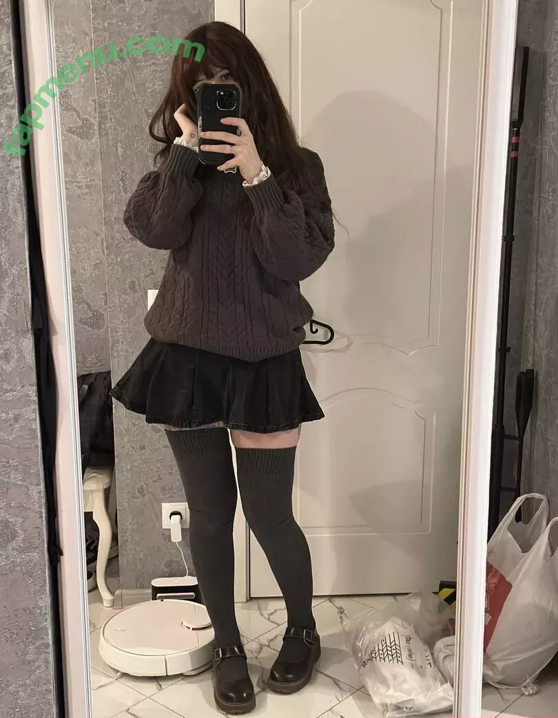 frauleinmilk nude photo #0532 (suisai.uwu / suisaiuwu)