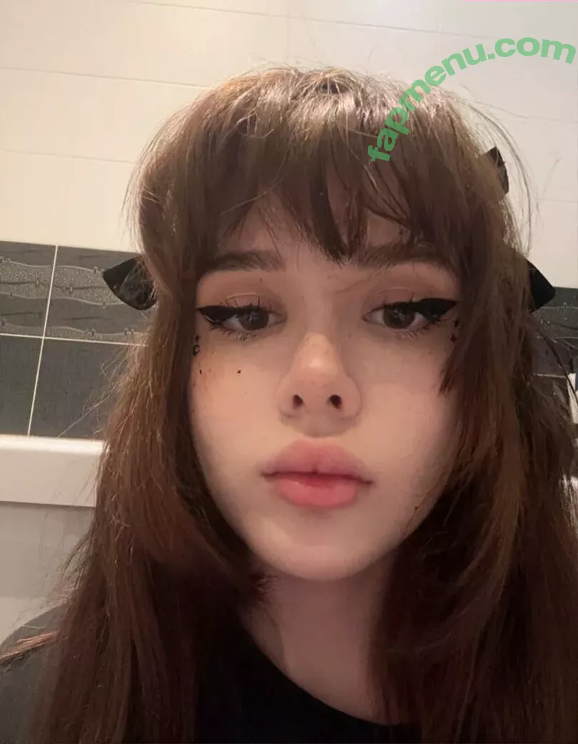 frauleinmilk nude photo #0542 (suisai.uwu / suisaiuwu)