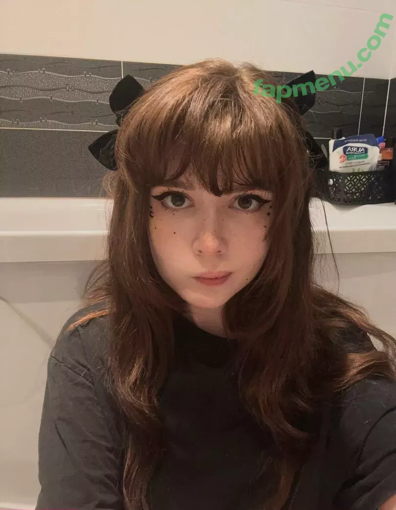 frauleinmilk nude photo #0543 (suisai.uwu / suisaiuwu)