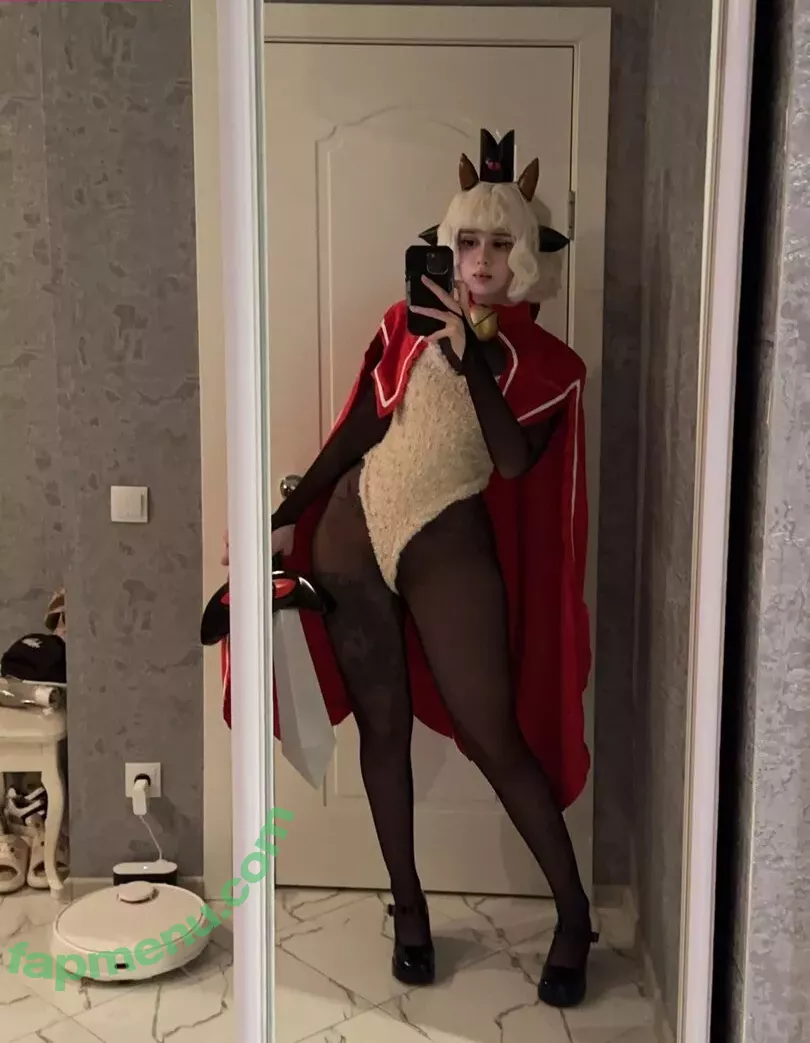 frauleinmilk nude photo #0563 (suisai.uwu / suisaiuwu)