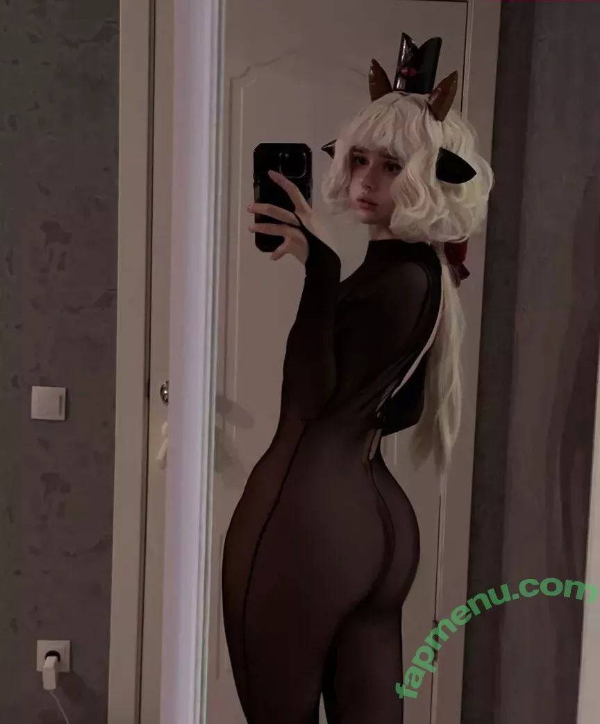 frauleinmilk nude photo #0574 (suisai.uwu / suisaiuwu)