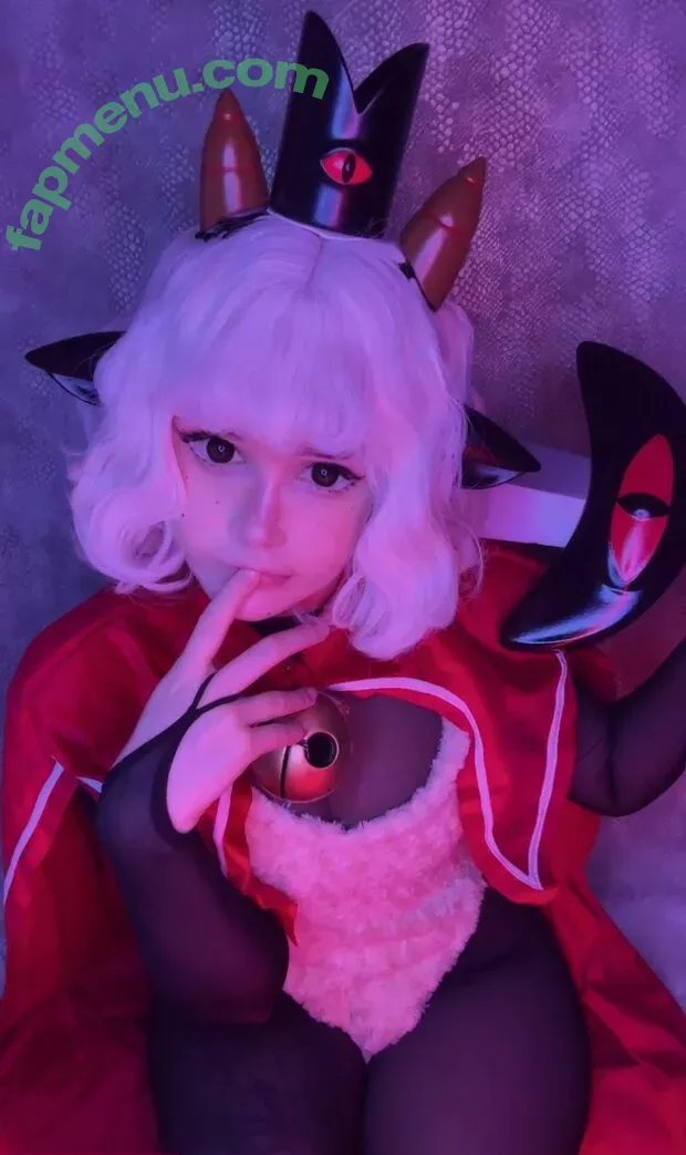 frauleinmilk nude photo #0576 (suisai.uwu / suisaiuwu)