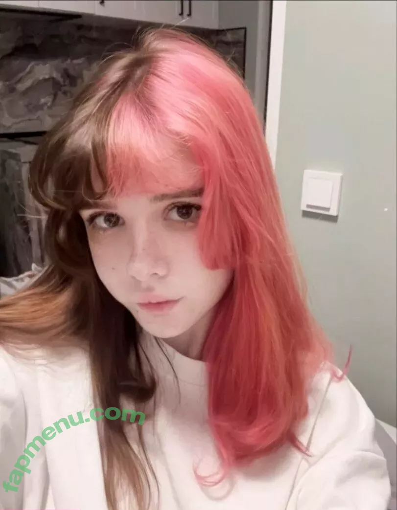 frauleinmilk nude photo #0816 (suisai.uwu / suisaiuwu)