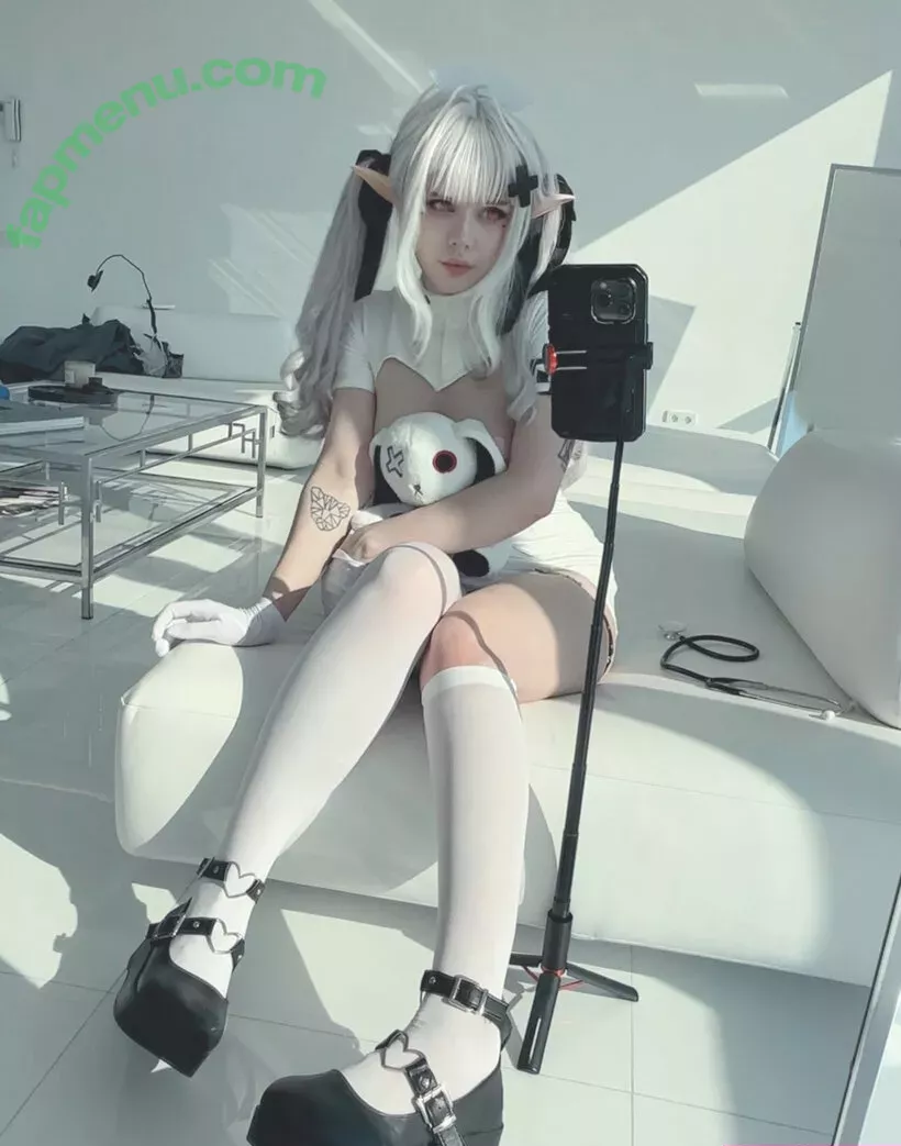 frauleinmilk nude photo #0869 (suisai.uwu / suisaiuwu)